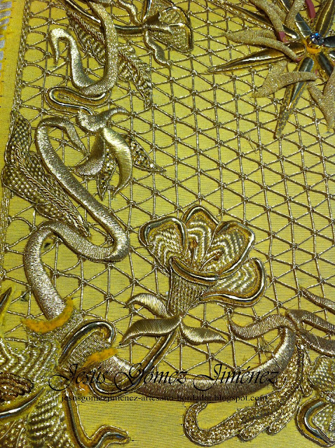 bordado en oro toca de sobremanto virgen de la estrella