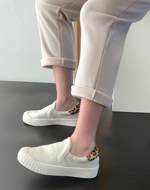Leopard Print Heel Tab Slip-On Sneakers