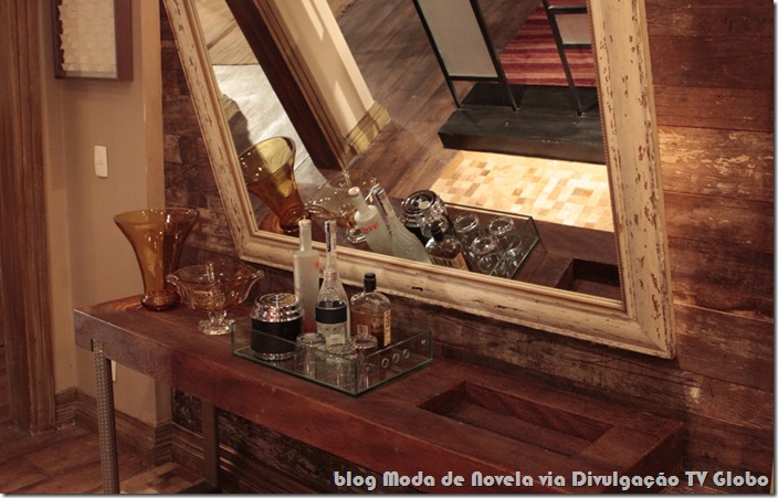 moda da novela salve jorge - decoração da sala da helô - 06