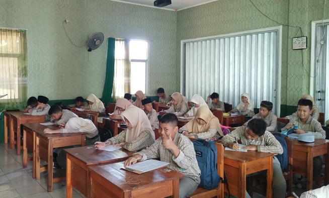 MIN 3 Bandar Lampung Adakan Latihan Asessmen Madrasah 