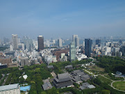 東京タワーから、彼らが見ていた景色 (ちなみに私は左から二番目の子がタイプです .