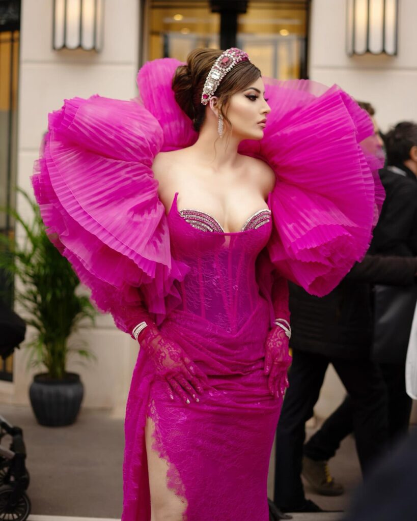 pic-talk-urvashi-rautela-takes-cannes-by-storm-in-hot-pink-dress