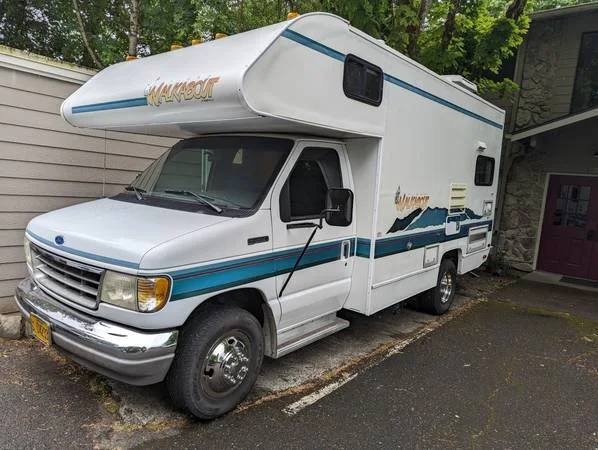 1996 Ford Tioga RV 20FT For Sale