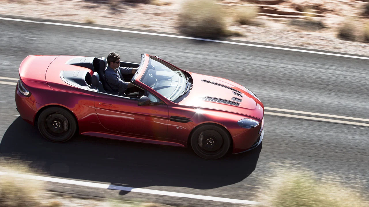 Aston Martin V12 Vantage S Roadster