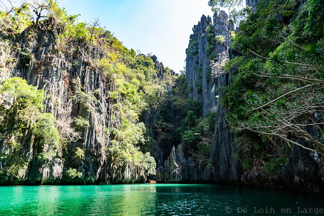 Small-Lagoon-Miniloc-Archipel-de-Bacuit-Palawan-Philippines