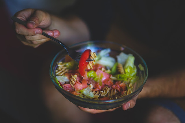 ensalada de pasta saludable