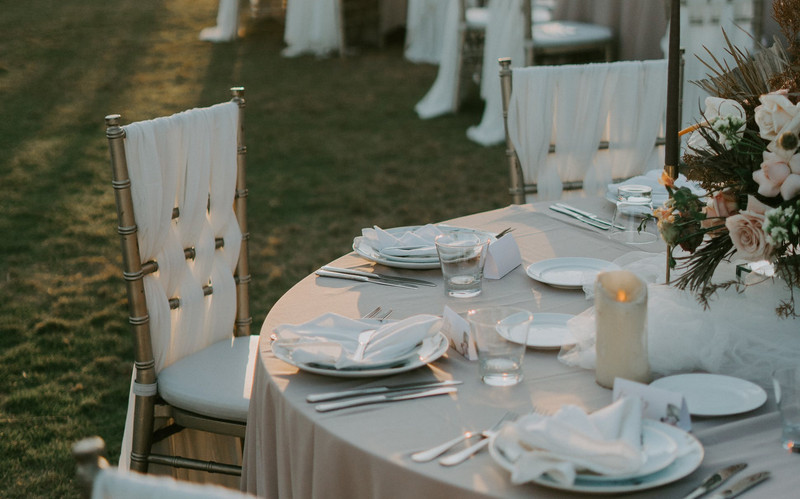 ¿Cómo hacer un centro de mesa de boda?