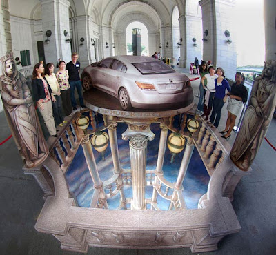 Amazing 3 dimensional illusions of Kurt Wenner