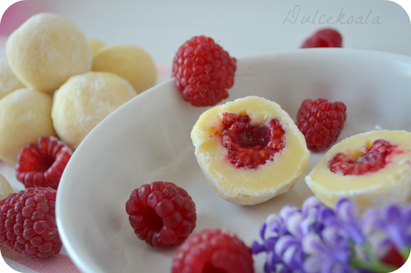 http://dulcekoala.blogspot.com.es/2014/09/trufas-de-chocolate-blanco-al-baileys.html