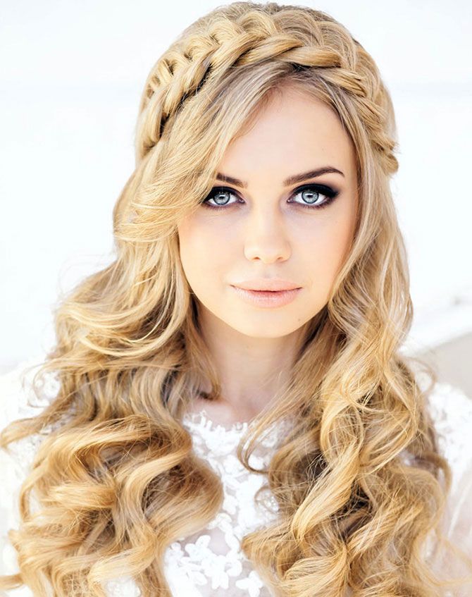 Beautiful Hairstyles For Your Evening Party