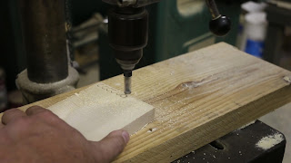 Beginning Woodworking, Building a Simple Bookcase