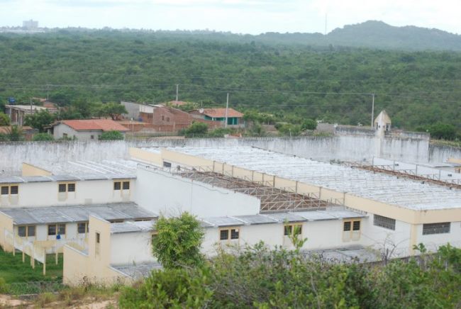 Governo prorroga suspensão de visitas no sistema penitenciário