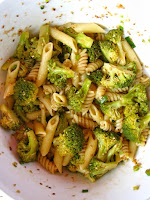 pasta and broccoli salad with asian style dressing