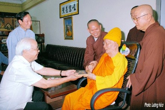 hoa-thuong-thich-minh-chau-dau-an-lich-su (17)