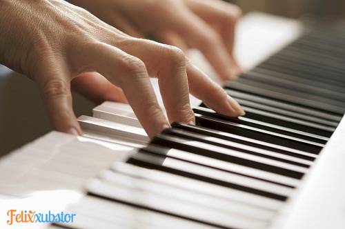 5 Tip Penting untuk Belajar Piano Otodidak