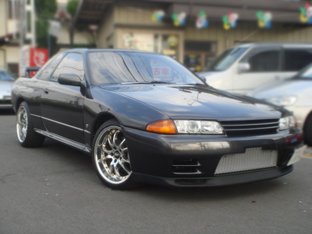 Nissan Skyline R32 (BNR32)