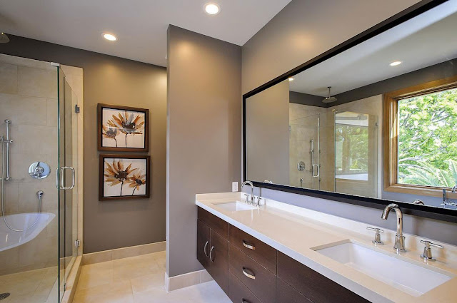 Modern bathroom in the Contemporary Style Home in Burlingame