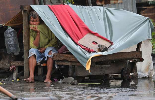 Tufão deixa 1 morto e 14.300 evacuados em sua passagem pelas Filipinas