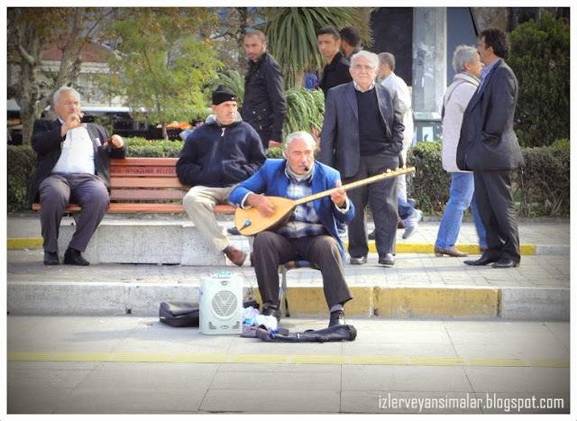 kadikoy de sokagin muzigi 3