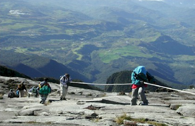 Keindahan Gunung Kinabalu ,Gunung Tertinggi di Malaysia 