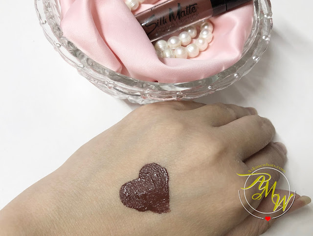 a photo of Flormar Silk Matte Liquid Lipstick Review in shade Hot Cocoa by Nikki Tiu of www.askmewhats.com