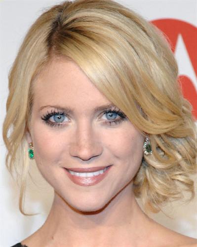 Brittany Snow  Hairstyles Photos jsH8O