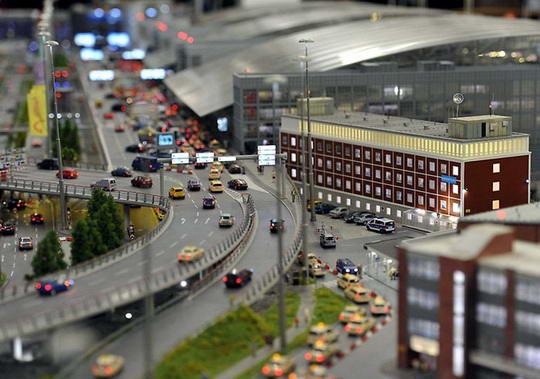 pocongggg.blogspot.com - MINIATUR BANDARA TERBESAR DI DUNIA