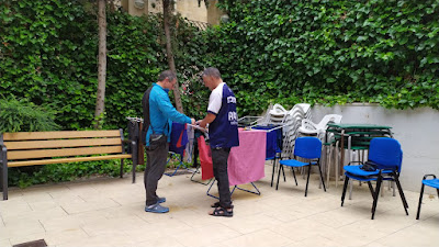 lavando ropa en el albergue municipal de Logroño