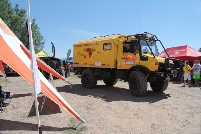 PREMIADO CON VUELTA EN UNIMOG