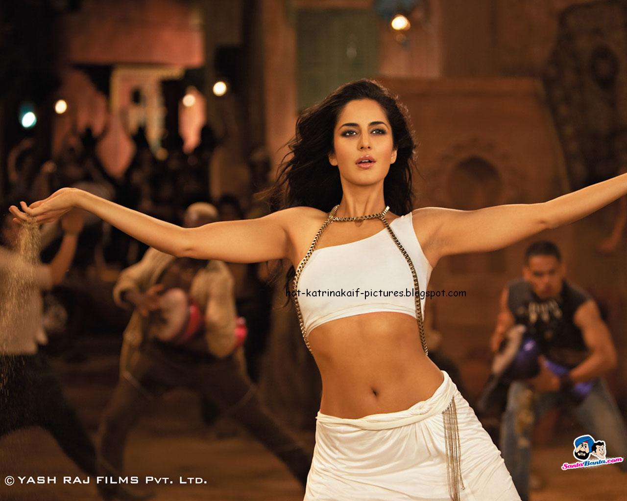 ... in Ek Tha Tiger | Katrina Kaif Navel HQ Wallpapers from Ek Tha Tiger