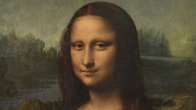 Senyuman Mona Lisa yang Memukau