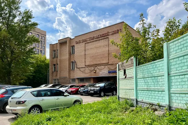 улица Золоторожский Вал, бывший хлебокомбинат «Золоторожский хлеб», корпус 1991 года постройки