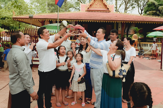 Buddhist Lent Ceremony - Memoire Family 