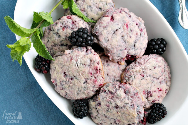 Sweet summer berries are the star of the show in these simple & easy to make Blackberries & Cream Biscuits.