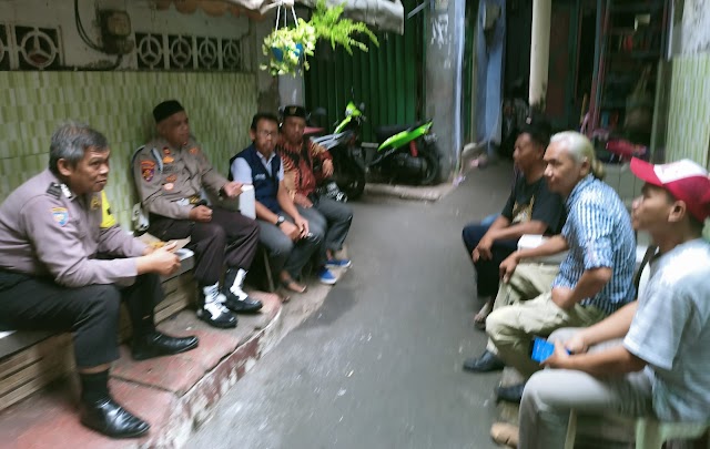 Kanit Propam Polsek Tambora Polres Metro Jakarta Barat, Sambangi Warga Masyarakat Duri Utara