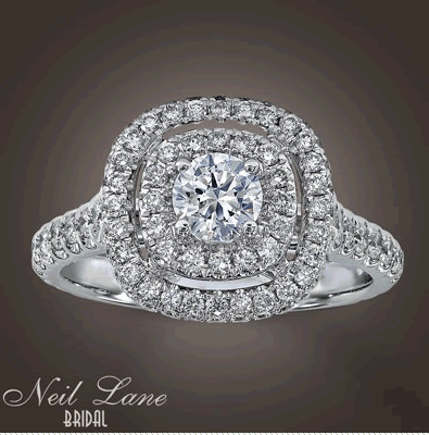 This 1 1/5 carat diamond ring