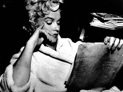 Marilyn Monroe Em 5 de agosto de 1962 Marilyn foi encontrada morta em casa