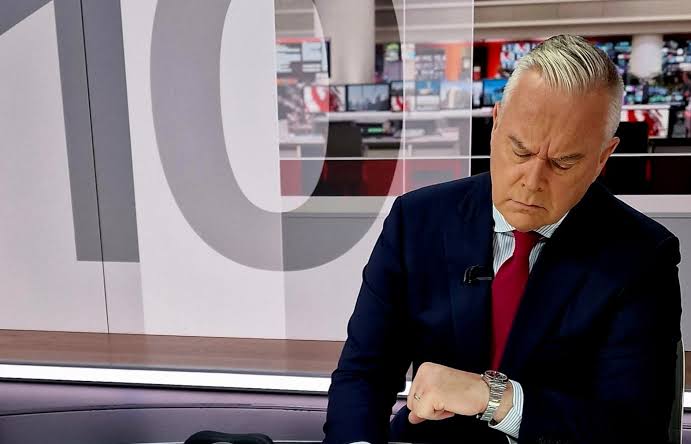 Watch Most recent BBC Moderator HUW EDWARDS Spilled ASS VIDEO Made sense of | Moderator HUW Edwards leaked private pictures
