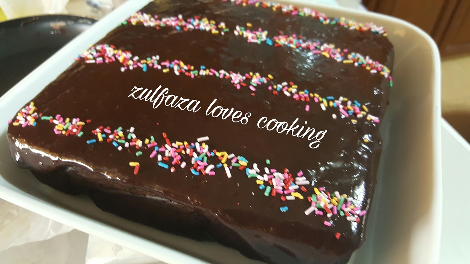 ZULFAZA LOVES COOKING: Kek coklat koboi