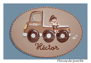 placa de puerta infantil niño en camión nombre Héctor babydelicatessen