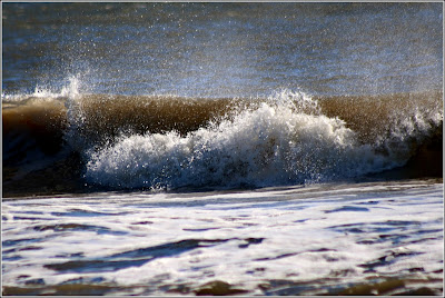 waves breaking