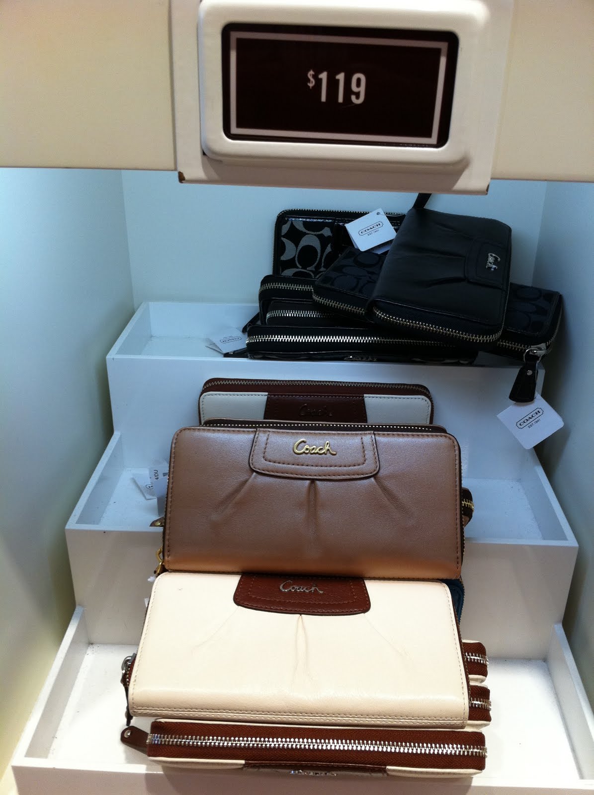 Coach Leather Wallet for Women at RM380.00 inclusive shipping and ...