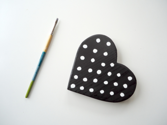 DIY Polka Dot Heart Ornament