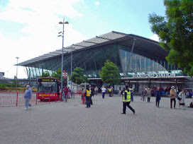 Stratford Regional station