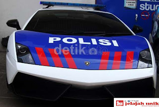 Mobil Polisi Keren