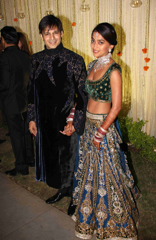  Celebrity Wedding Vivek Oberoi Priyanka Alva 