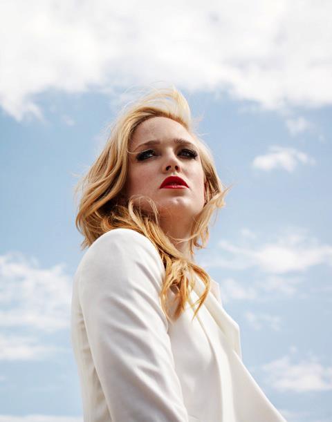 Caity Lotz Profile Pics Dp Images