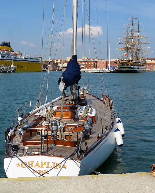 Yacht a vela, Chaplin, porto di Livorno