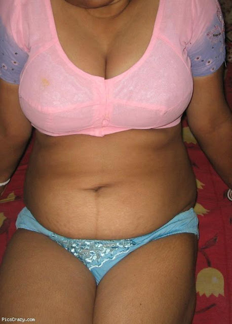 Indian Bhabhi Blaouse Panty Boro Doodhar Photo