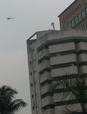 helicopter buzzing overhead at Masjid Jamek